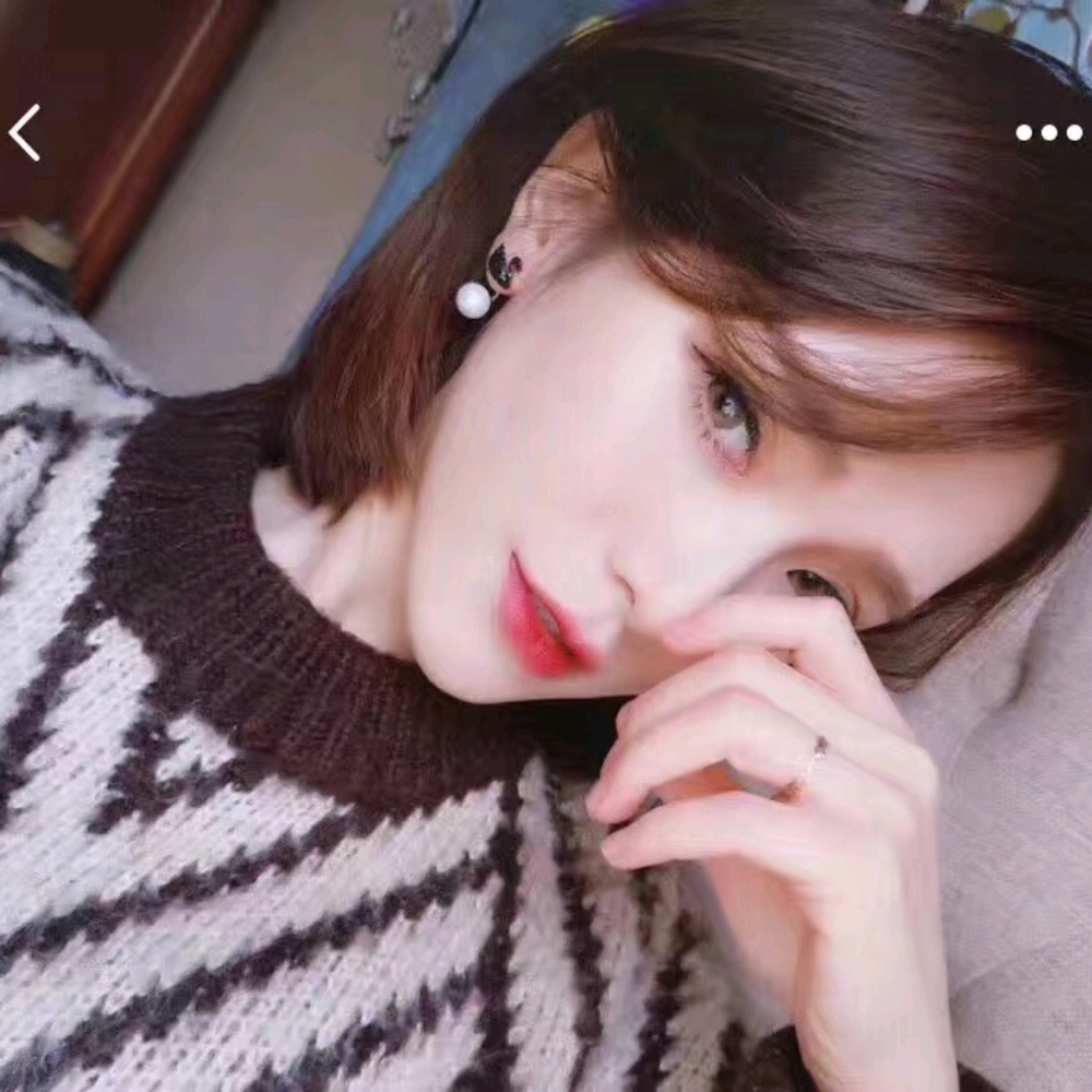 Meet your Posher, Yan